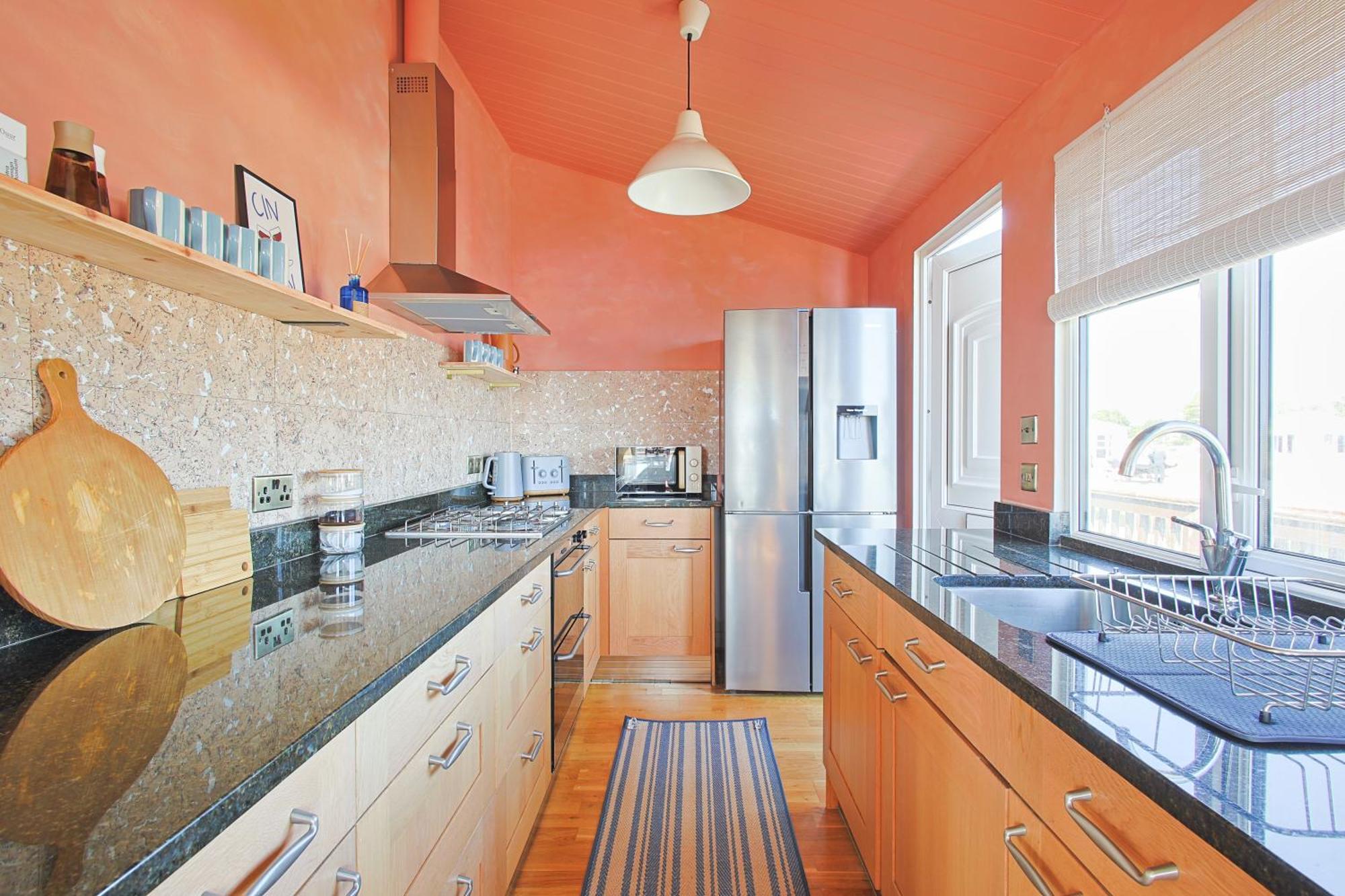 Вилла The Retreat, Waterfront & Log Burner Христчёрч Экстерьер фото